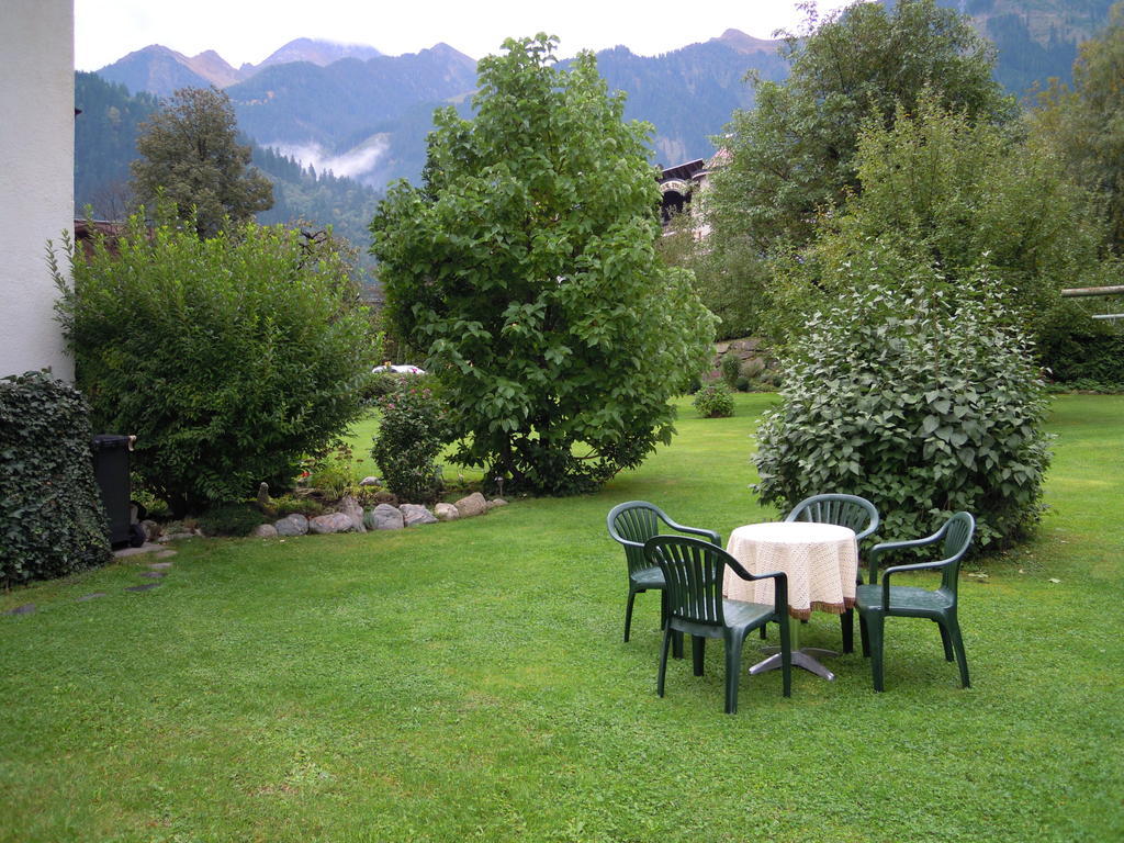 Gaestehaus Ahornblick Mayrhofen Exterior photo